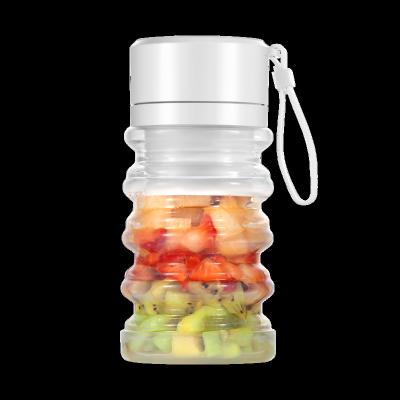 China Cordless Foldable Travel Personal Blender Juicer, 300ML Food Grade Silicone Cup Sports Shaking Bottle for sale