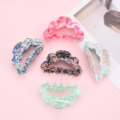 China RARA 9CM Central Statistical Institute of Statistics Hair Clips Fashion Soft Women's Hair Clips Cloud Acetate Hair Wholesale Claws for sale