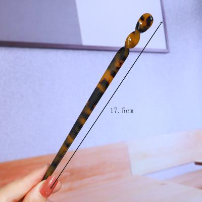 China Women's Hair Stick RARA 17.5CM Customized INS Hair Accessories Turtle Hair Barrette Clips Classic Screw Shaped Acetate Hair Stick for sale