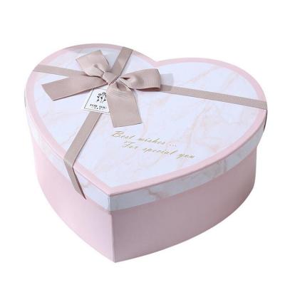 China Recyclable Custom Cardboard Paper Honey Box Underwear Packaging Box Heart Shaped Perfume Gift Box for sale