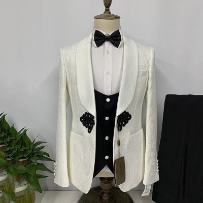 China 2022 Slim Fit Champagne Jacquard Men Suit Breathable Shawl Lapel Jacket+vest+pants For Wedding Business Man Party Groom Tuxedos for sale