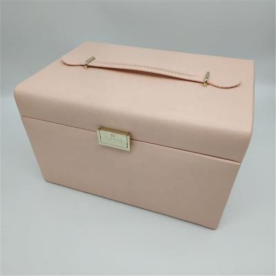 中国 Wooden Magnetic Pink Wholesale Wood Travel Mirror Jewelry Organizer Set Leather Jewellery Box 販売のため