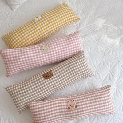 China Multifunctional Folded Body Hugging Long Sleep Baby Polyester Side Sleeper Roll Cut Fluffy Long Pillow for sale