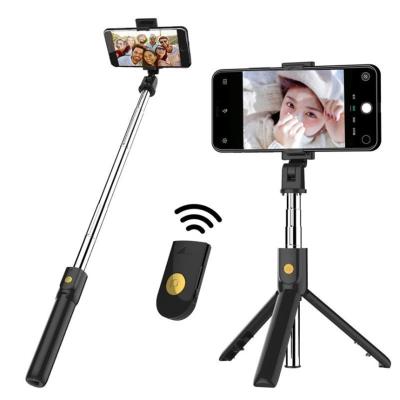 China Hot Selling Mobile Phone K07 Wireless Monopod Selfie Stick Portable Flexible Flexible Tripod Mount From Amazon With Remote for sale