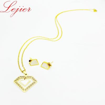 China LEJIER Stainless Steel Jewelry 18k Cute Diamond Pendant And Loving New Design Comfortable And Easy To Wear Woman Custom Suits for sale