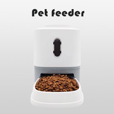 China Automatic Pet Feeder Smart Cat Food Dog Auto Feeder Dog Food Storage for sale