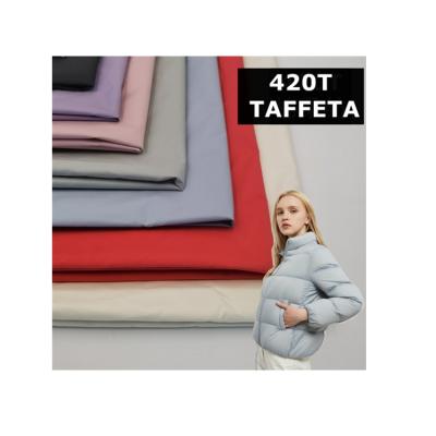 China Hot sell quick reply soft touch 420T 50D 100% polyester taffeta for down proof jacket à venda