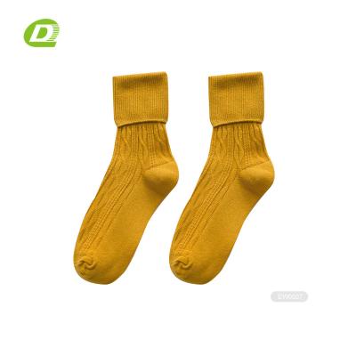 China DQ- E357 Sustainable Cuff Socks Rotate Cuff Socks Folded Cuff Socks for sale