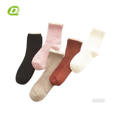 China DQ- E0319 100% Sustainable Women's Bamboo Socks For Women for sale