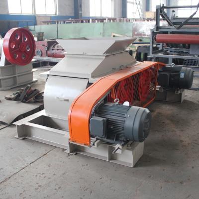 China High precision wide adjustment range red clay brick making machine primary roller crushing machine for sale