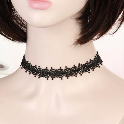 China Custom American Shorts White Black Fashion Chocker Neck Hot Style Collar Lady Lace Clavicle Chain for sale