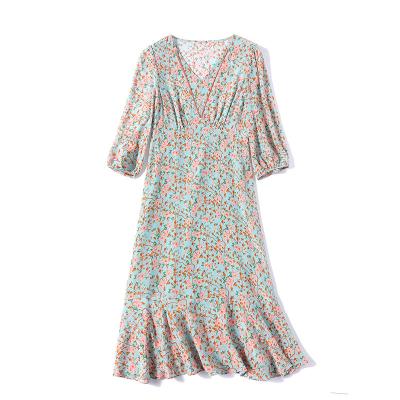 China Breathable Real Silk Crepe Summer Dress Floral Print V Necks Slim Waist 3/4 Lantern Sheath Midi Line Dresses for sale