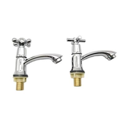 China Metered Faucets Economical Bathroom Single Hole Deck Mounted Pull Out Single Handle Face Wash Basin Faucet Hose Faucet for sale