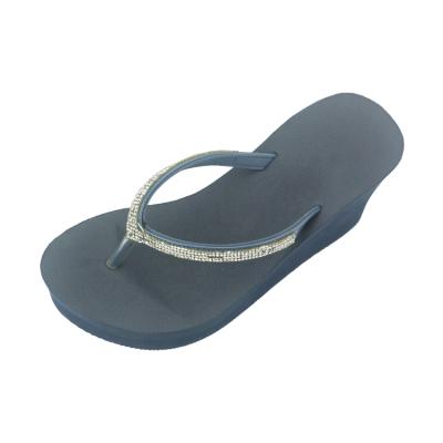 China Anti-slippery Fashionable Waist Slippers Wedge Shoes Leisure Increasing Outdoor Sandals for Woman or Ladies for sale