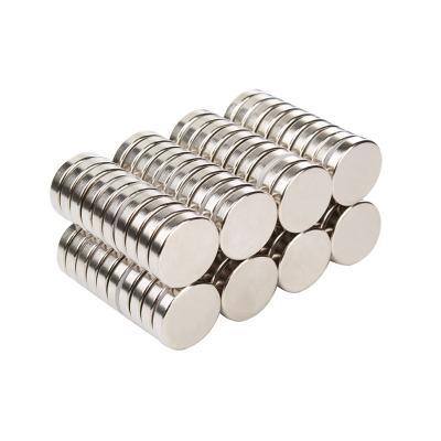 China Industrial Magnet On Stock Ndfeb Round Magnets Neodymium Magnet N52 for sale