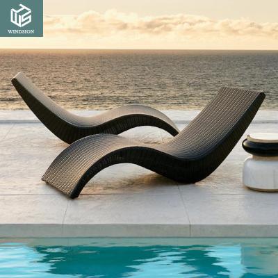 China Traditional New Design Swimming Pool Rattan Lounger Waterproof Outdoor Beach Sun Lounger for sale