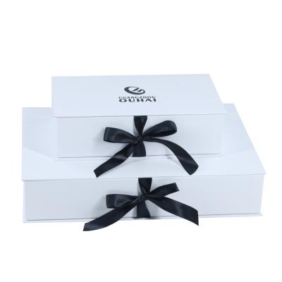 China Handmade Luxury Custom Logo Clothing Swimwear Dress Pants Wigs Packaging Box Gift Box With Ribbon And Satin For Hair Extensions Products for sale