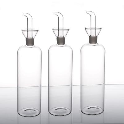 China 2022 New Production Sustainable Kitchen Supplies Handleless Oil Can Glass Bottle Oil Can for sale