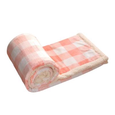 China Anti-Static Knitted Fabric Double Sided Flannel Fabric Thickened Coral Fluffy Fleece Air Conditioning Blanket for sale