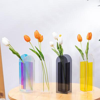 China Hot New Minimalist Custom Shape Acrylic Colorful Arched Clear Iridescent Vase Geometric Vase For Dry Flower For Home Decor for sale