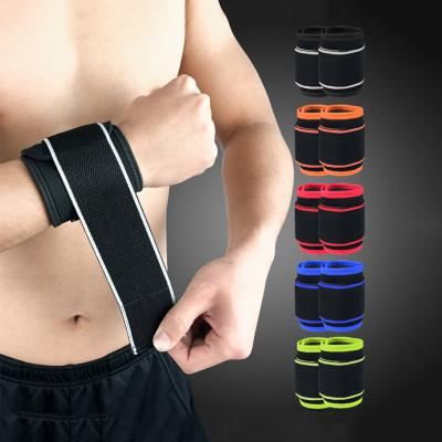 China OEM Design Neoprene Elastic/Comfortable Gym Workout Sports Safety Brace Wrist Support Universal Washable Breathable/High Bodybuilding Pull Up Power Lifting Guard for sale