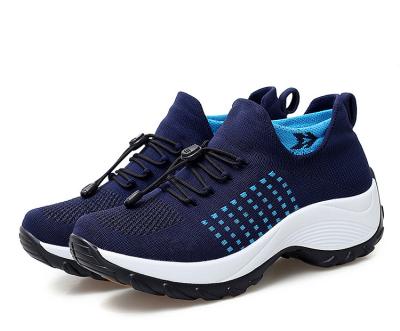 China Fashion trend JM women's sports shoes women's shoes, breathable and durable, casual with increased effect for sale