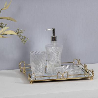 China Sustainable Transparent Glass Bathroom Set Accessories 3pcs /Set for sale