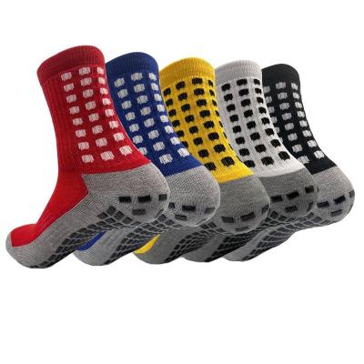 China Breathable Athletic Knitted Football Gym Sport Cycling Anti Slip Grip Knocks Football Sports Socks Wholesale for sale