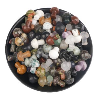 China Wholesale Natural Quart Crystal Carving Mini Mushroom Stone Gemstone Crystal Crafts from Bulk Sale 2cm from Europe for sale