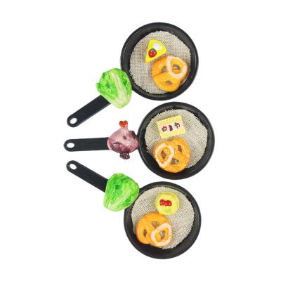 China Hot Home Gift Pan Vegetables Dessert Fridge Magnets Frying Shape Shopping Mall Fridge Decoration Wholesale for sale