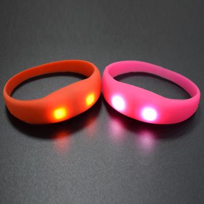 China Motion /sound activated switch mode on/off lighting up wristband, led flashing wristband customized for sale