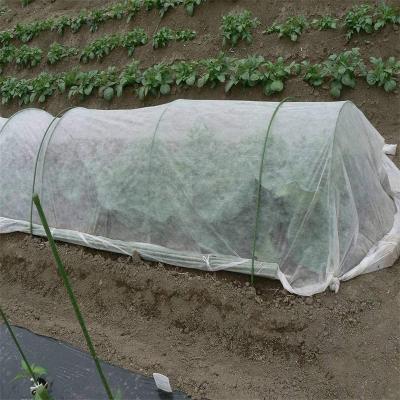 China Agriculture/Weed Control Black Nonwoven Covering Farmland Cloth Landscape pp Film Mulch Cloth Mat Eco Friendly Non Woven Weed Control Plant Protection for sale