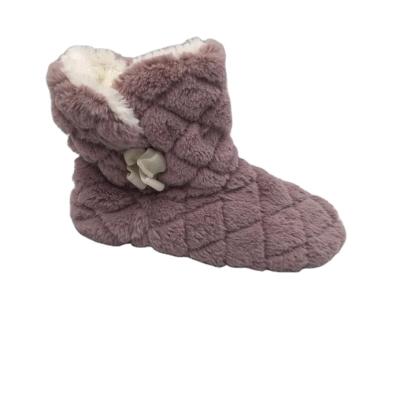 China New Design Fashion Winter Flat Warm Plush Women Indoor Slipper Boots for sale