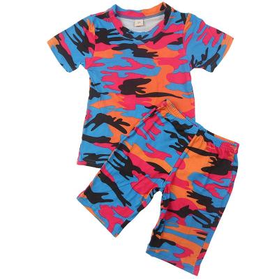 China Boutique Little Boy Summer Clothing Set 2 Pcs Casual Shooting Sleeve T-shirt And Shorts Camouflage Boys Clothing Set for sale