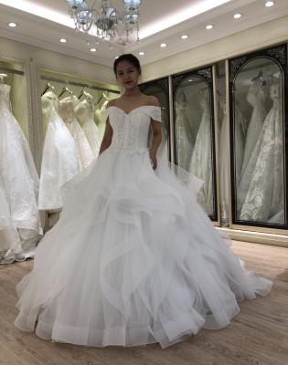 China 2021 Factory Price Breathable Bridal Wedding Dress Developed Princess Style Floor Length for sale