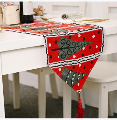 China Chirstmas Decor Vintage Table Runner Christmas Decorations Christmas Table Cloth Seasonal 2021 Polyester for sale