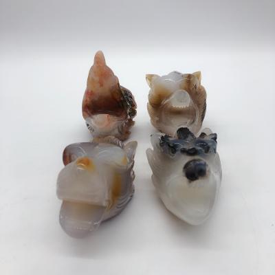 China China Factory Direct Products Agate Wolf Head Carving Crystal For Healing Polish for sale