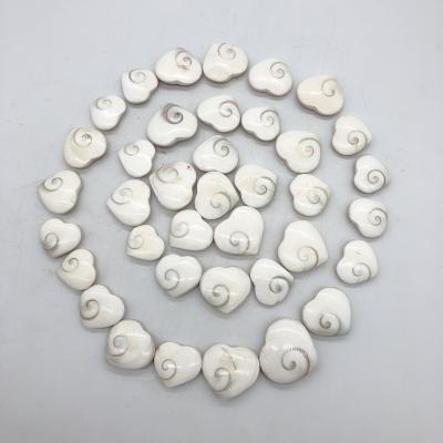 China Natural Quartz Sun Shell Stone Heart from China Crystal For Healing Factory Direct for sale