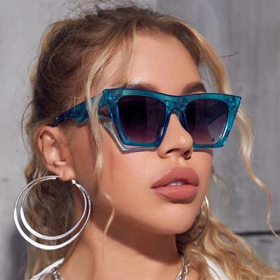 China Fashion sunglasses 2021 newest fashion square cat eye sunglasses men women classic wholesale custom eyewear shade vintage sun glasses for sale