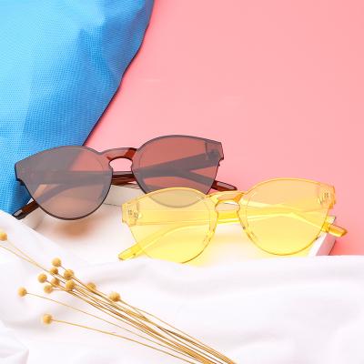 China Fashion Sunglasses 2021 Newest Wholesale Custom Glasses Oval Rimless Shade Sun Glasses Eyewear Men Women Sunglasses Candy Color Fashion Eyewear for sale