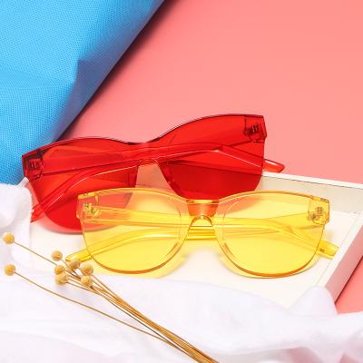 China Fashion Sunglasses 2021 Newest Fashion Classic Candy Color Sun Glasses Vintage Eyewear Shade Vintage Sun Glasses Custom Glasses Men Women Candy Color for sale