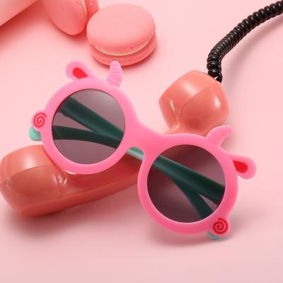 China 2021 Newest Fashion Personality UV Sun Glasses Fashion Girls Kids Boy Children Sun Glasses Fashionable Manufacture for Custom Made UV Sun Glasses for sale