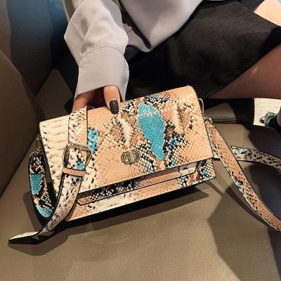 China Fashion Luxury Fashion Colorful Snake Pattern Bags Shoulder Serpentine Purses Ladies and Handbags Women Mini Crossbody Bag Casual PU for sale