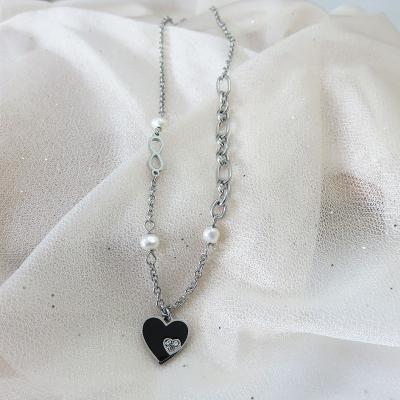 China Lead Free Nickel Free Natural Freshwater Pearl Chunky Chain Heart Pendant Stainless Steel Necklace for sale