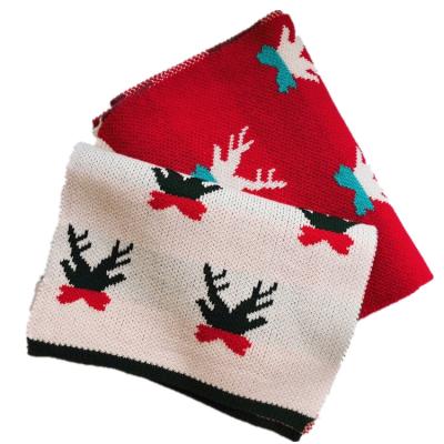 China 2022 Winter Wool Jacquard Weave New Scarf Women Fawn Bib Christmas Elk Knitting Warm Scarf for sale