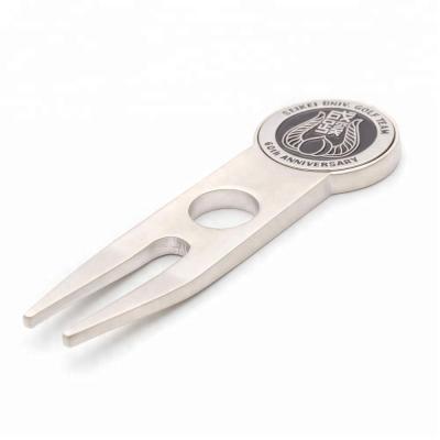 China Hot sale metal custom logo golf divot repair tool pitch fork with ball mark for sale