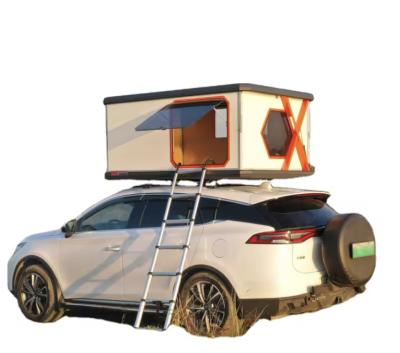 China Aluminum 4x4 Hard Shell Rooftop Tent Three Bedrooms with Solar Roof for sale