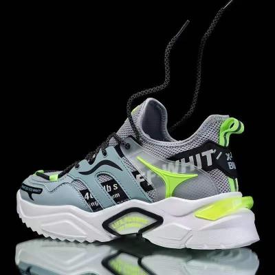 China 2022 Lightweight Comfortable Breathable Sports Shoes Lightweight Running Gym Man Wear Resistant Sneakers for sale