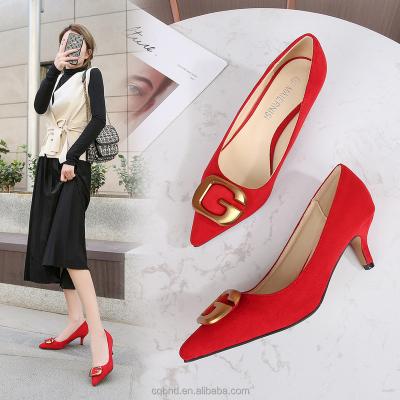 China Lightweight Autumn Pointed Toe Casual Suede Working Heels Lace Up Low Heel Designer Sandals For Women for sale