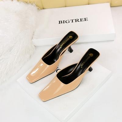 China Hot Selling Women's Light Toe Heel Sexy Hollow Out Shoe Summer Sandal Square Women's Shoes Low Heels for sale